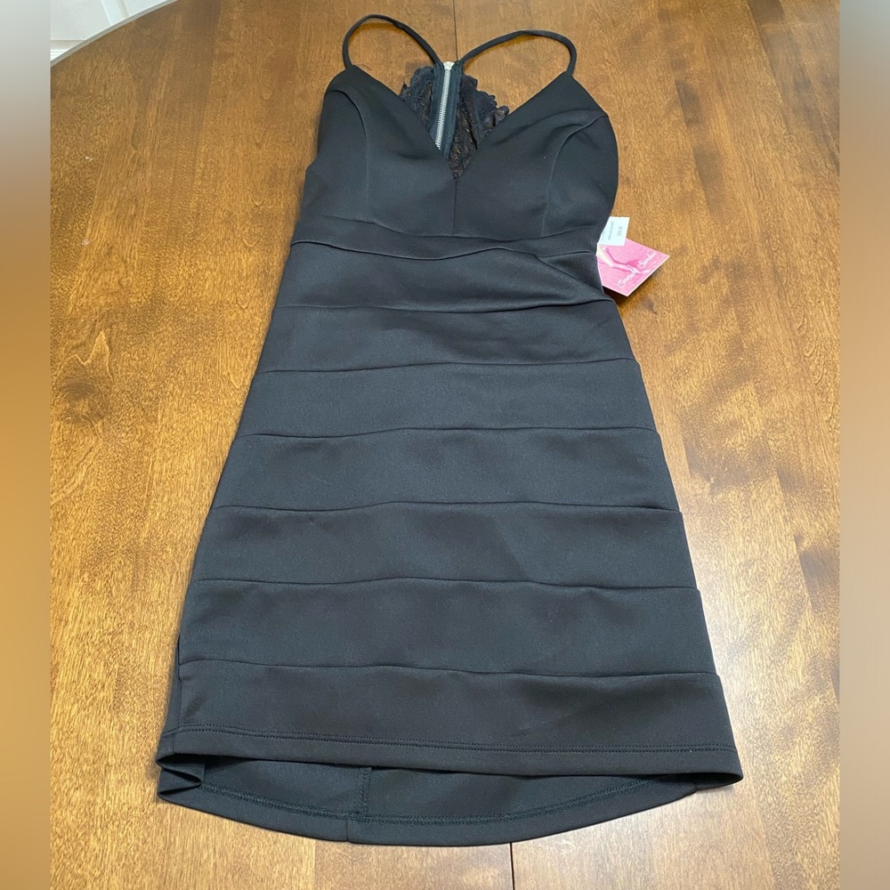 NWT Emerald Sundae Black Ruffled Lace Backed Dress Size L.